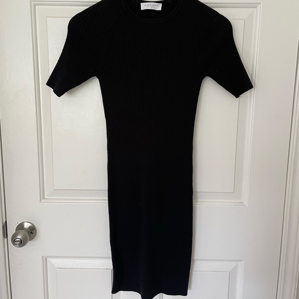 Everlane knit ribbed black dress